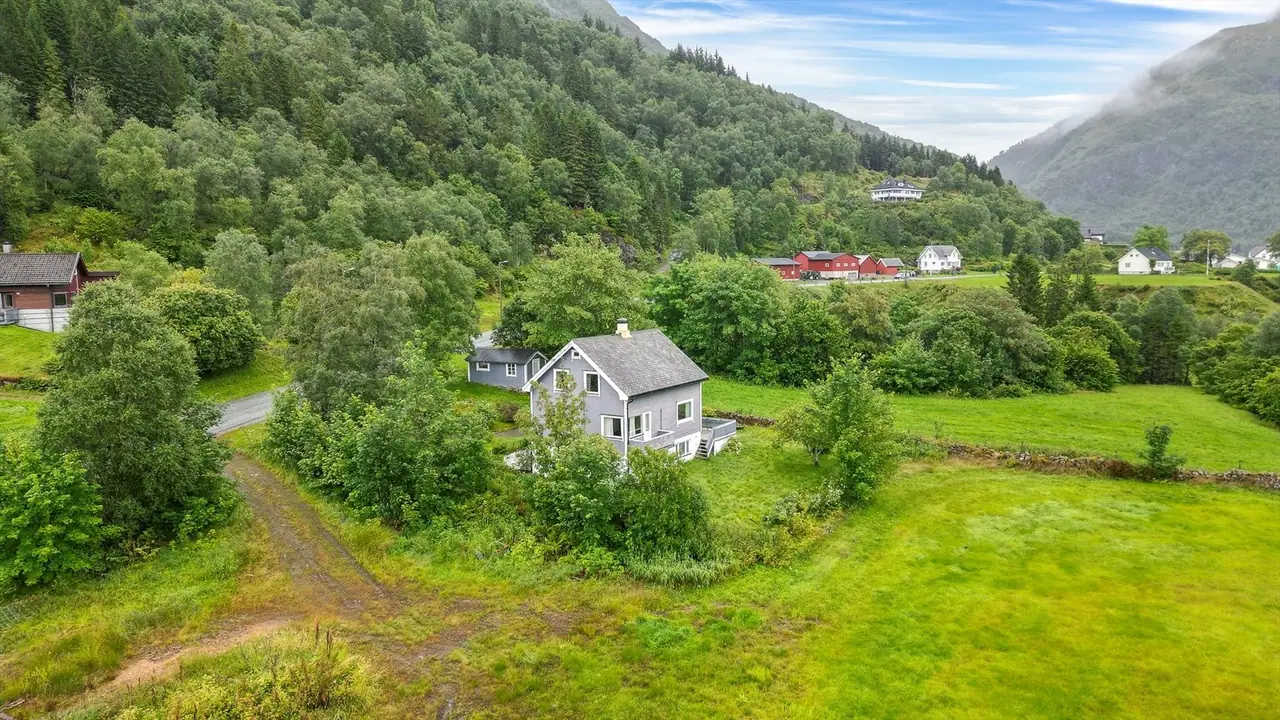 Dalavegen 63, Åheim
