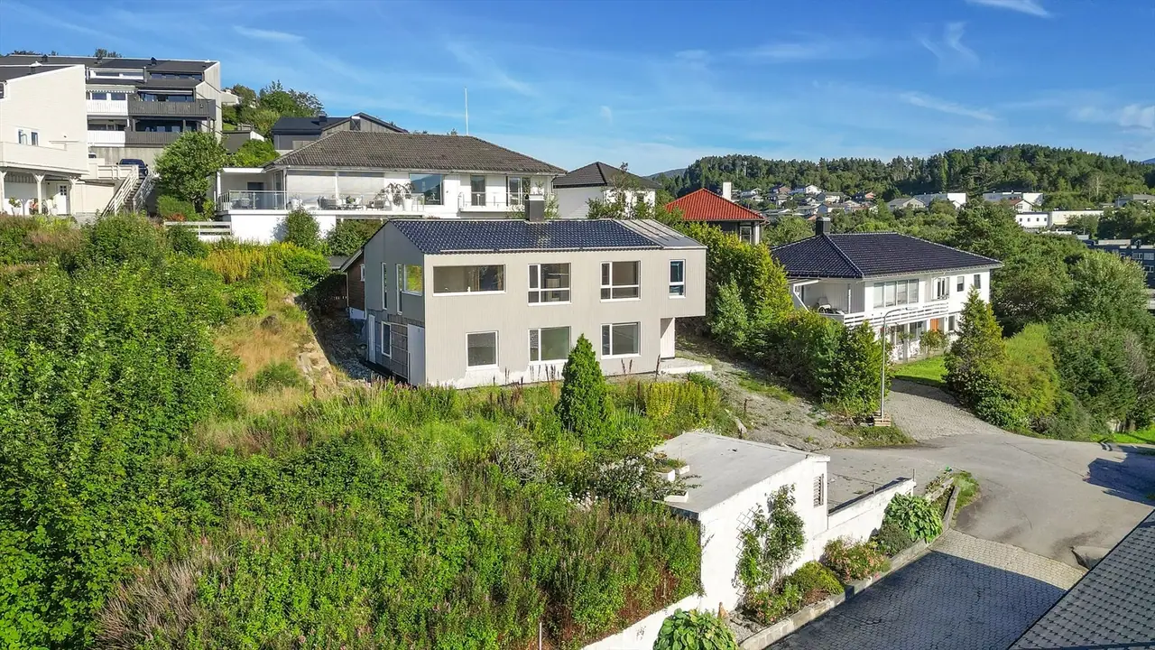 Øvste Nakken 5, Ålesund